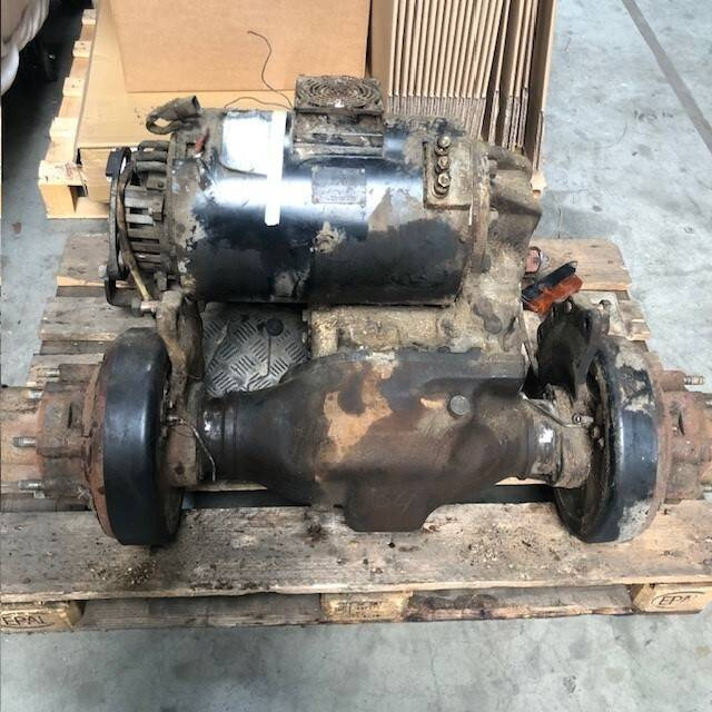 Complete front axle with traction motor for Caterpillar - Vooras voor Intern transport: afbeelding 1 Complete front axle with traction motor for Caterpillar - Vooras voor Intern transport: afbeelding 1