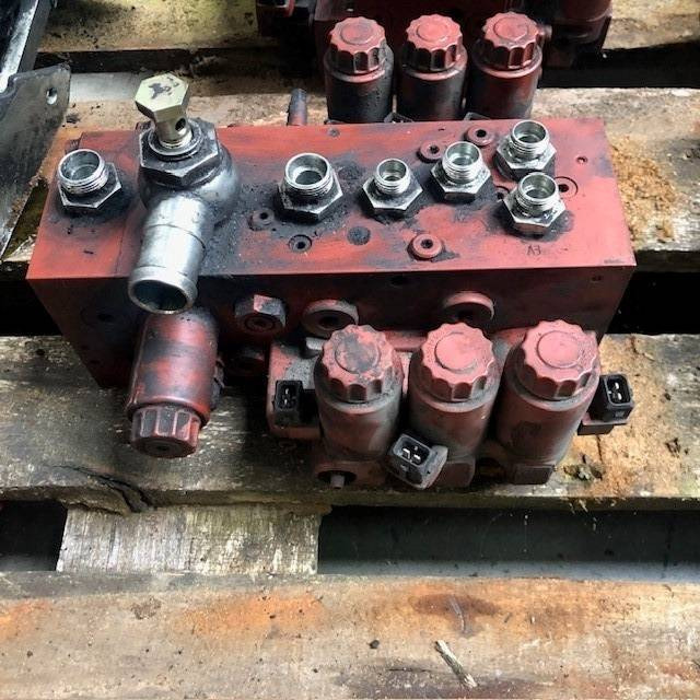 Hy. Control Valve VW10-M3-235bar - Hydraulische klep voor Intern transport: afbeelding 3 Hy. Control Valve VW10-M3-235bar - Hydraulische klep voor Intern transport: afbeelding 3