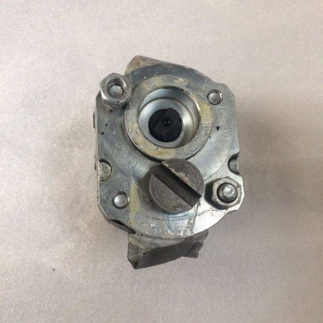 Hydraulic Pump Cylinder - Stuurpomp voor Intern transport: afbeelding 3 Hydraulic Pump Cylinder - Stuurpomp voor Intern transport: afbeelding 3