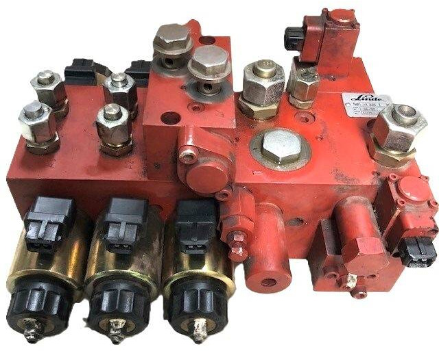Hydraulic control valve - Hydraulische klep voor Intern transport: afbeelding 2 Hydraulic control valve - Hydraulische klep voor Intern transport: afbeelding 2