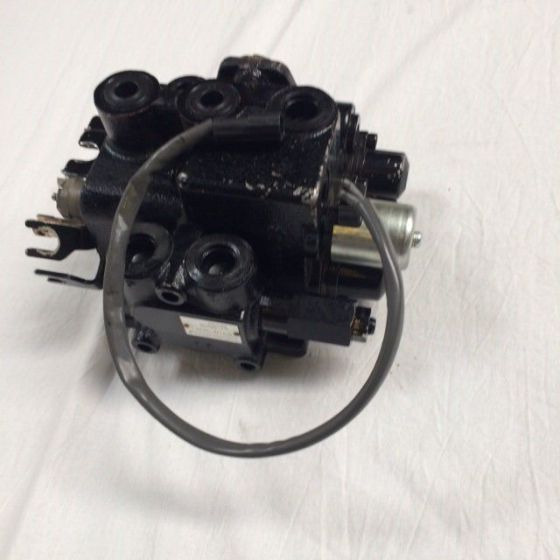 Hydraulic control valve for Caterpillar / Mitsubishi - Hydraulische klep voor Intern transport: afbeelding 5 Hydraulic control valve for Caterpillar / Mitsubishi - Hydraulische klep voor Intern transport: afbeelding 5
