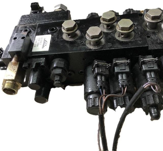 Hydraulic control valve for Linde - Hydraulische klep voor Intern transport: afbeelding 3 Hydraulic control valve for Linde - Hydraulische klep voor Intern transport: afbeelding 3