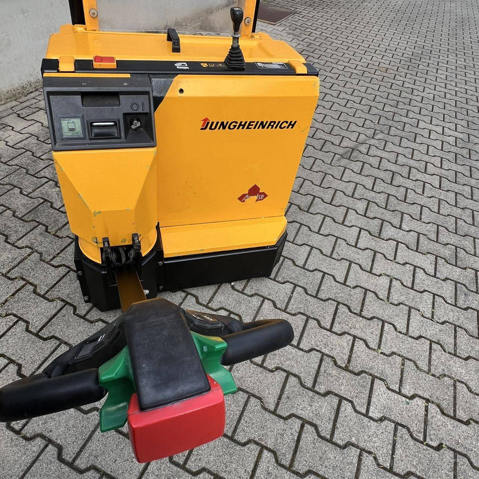 Jungheinrich EJC-Z16 - Stapelaar: afbeelding 4 Jungheinrich EJC-Z16 - Stapelaar: afbeelding 4