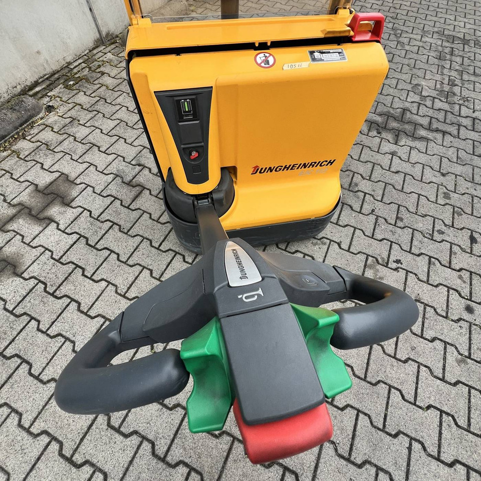 Jungheinrich EJC112 - Stapelaar: afbeelding 4 Jungheinrich EJC112 - Stapelaar: afbeelding 4