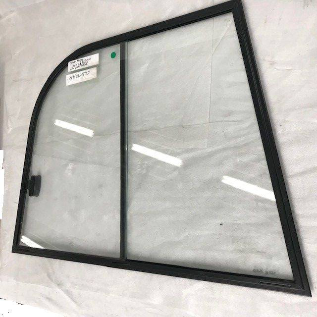 Left Door Frame for Komatsu - Raam en onderdelen voor Intern transport: afbeelding 1 Left Door Frame for Komatsu - Raam en onderdelen voor Intern transport: afbeelding 1