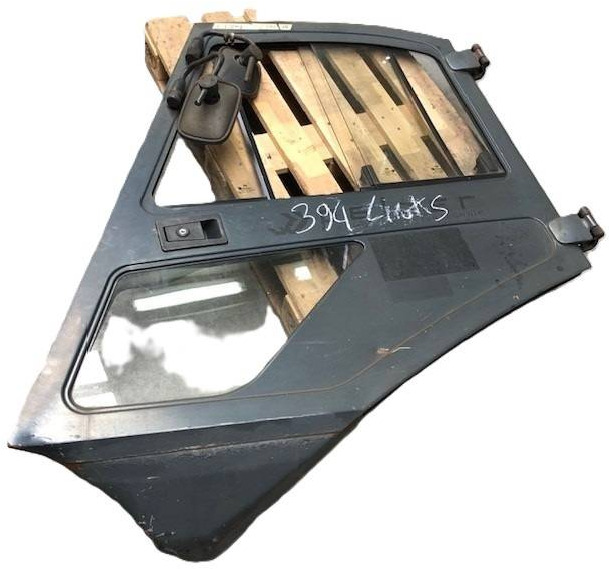 Left Door for Linde 394 - Deur en onderdelen voor Intern transport: afbeelding 1 Left Door for Linde 394 - Deur en onderdelen voor Intern transport: afbeelding 1