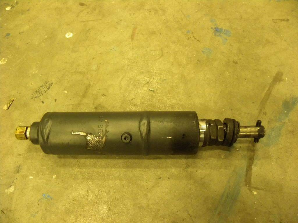 Lifting cylinder for Still CS16SD/1036 - Hydraulische cilinder voor Intern transport: afbeelding 1 Lifting cylinder for Still CS16SD/1036 - Hydraulische cilinder voor Intern transport: afbeelding 1