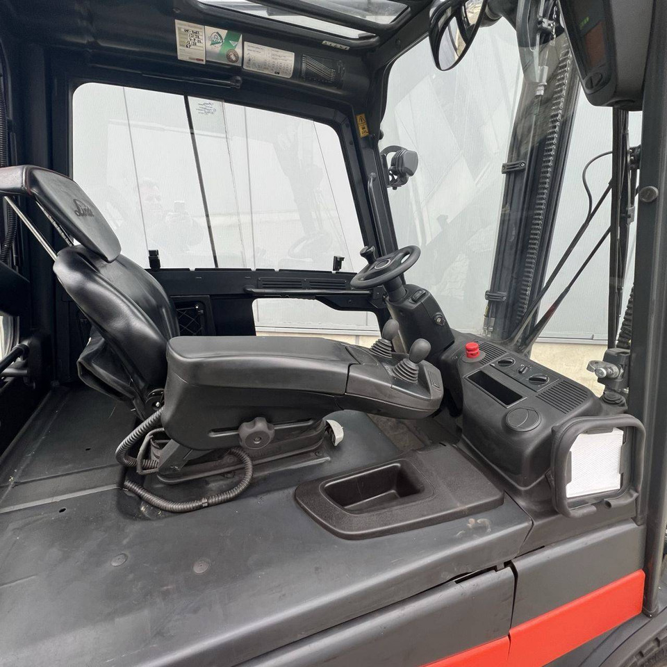 Linde E30/600 HL (387) - Elektrische heftruck: afbeelding 4 Linde E30/600 HL (387) - Elektrische heftruck: afbeelding 4