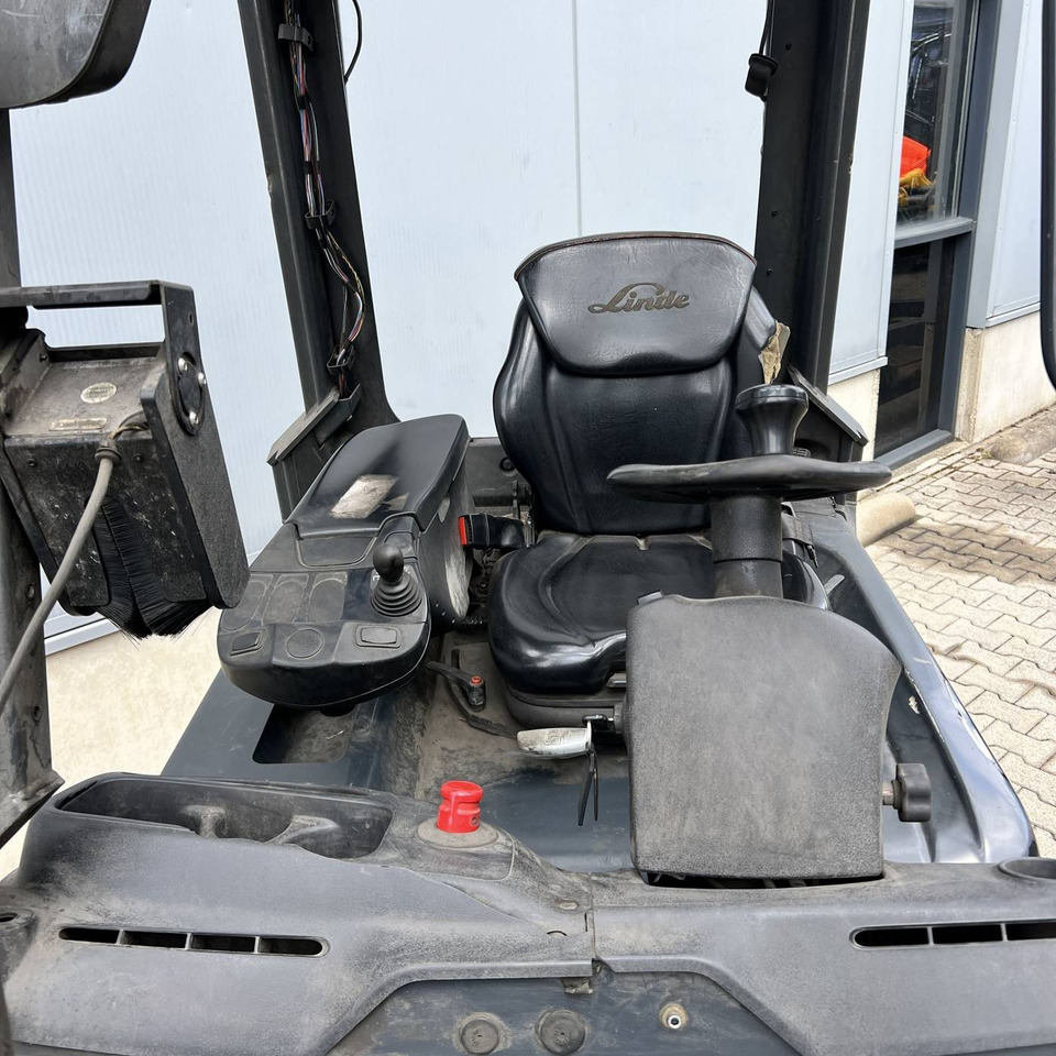 Linde E30/600H (387) - Elektrische heftruck: afbeelding 3 Linde E30/600H (387) - Elektrische heftruck: afbeelding 3