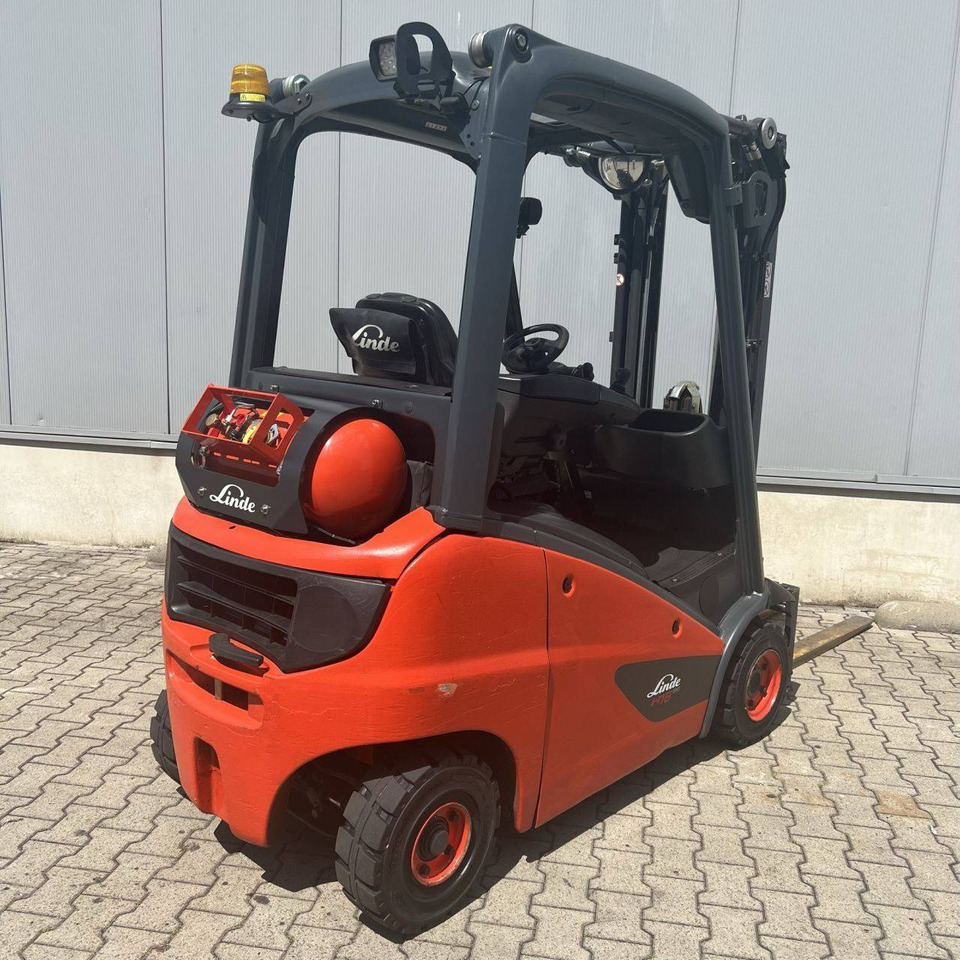 Linde H18T (391-02) EVO - LPG heftruck: afbeelding 2 Linde H18T (391-02) EVO - LPG heftruck: afbeelding 2