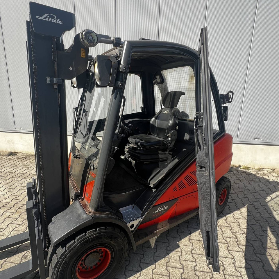Linde H30D-02 (393) EVO - Diesel heftruck: afbeelding 3 Linde H30D-02 (393) EVO - Diesel heftruck: afbeelding 3