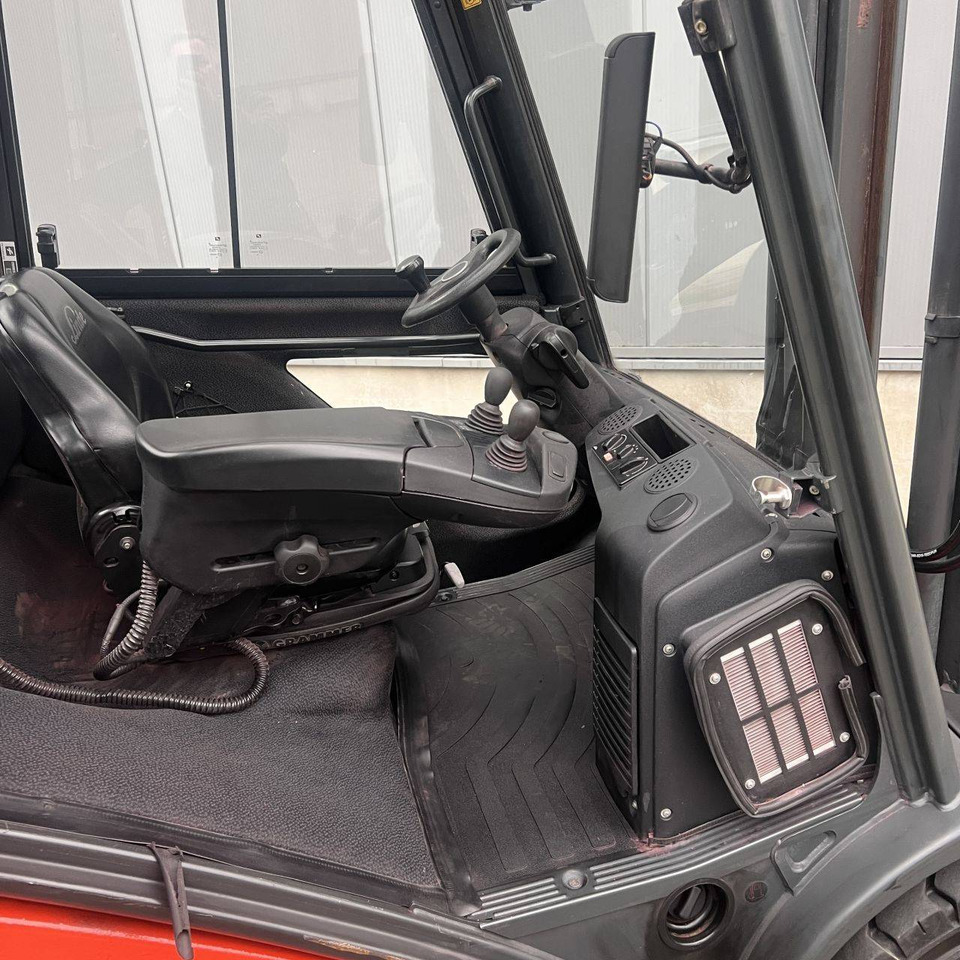 Linde H30D (393) EVO - Diesel heftruck: afbeelding 3 Linde H30D (393) EVO - Diesel heftruck: afbeelding 3
