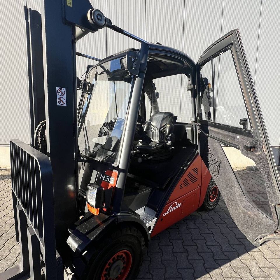 Linde H35D (393) - Diesel heftruck: afbeelding 3 Linde H35D (393) - Diesel heftruck: afbeelding 3