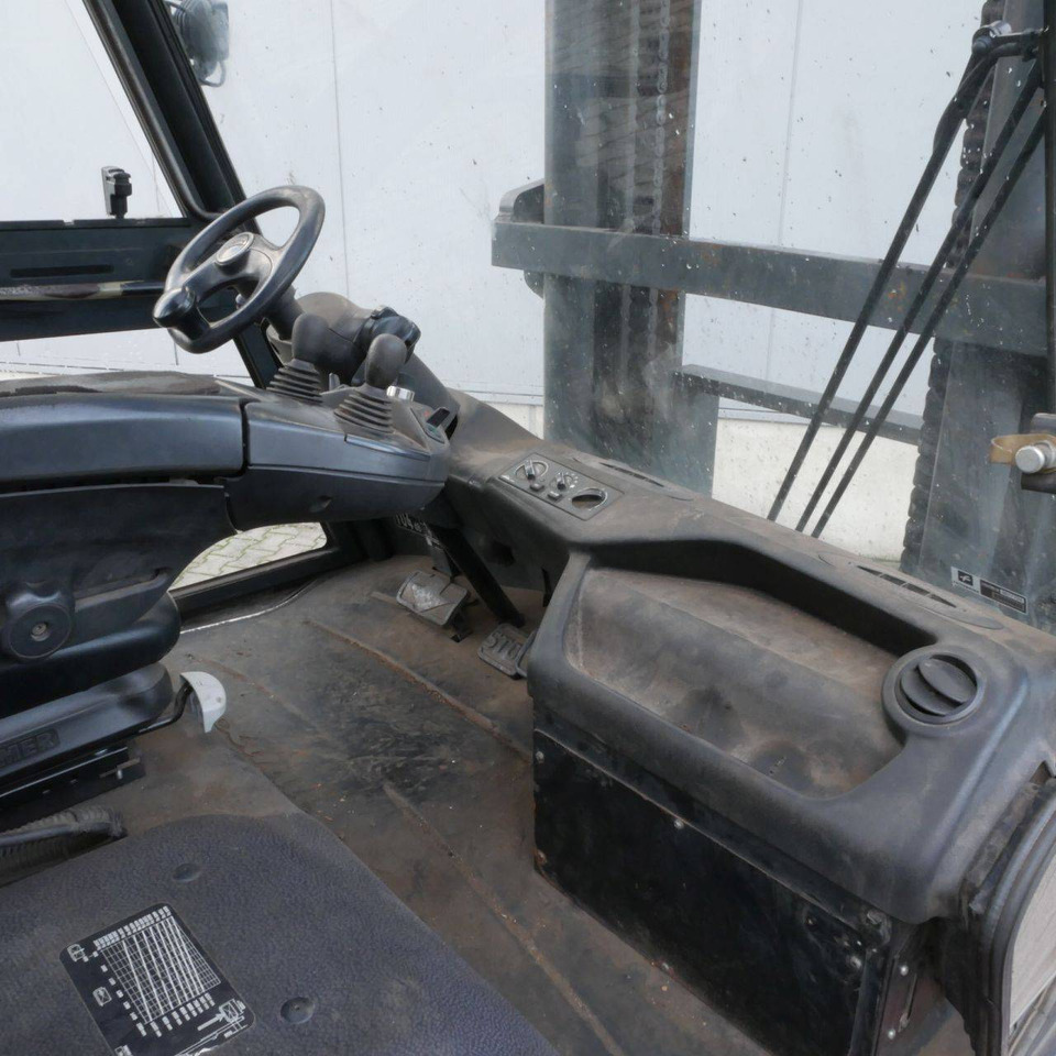 Linde H80D/900 (396-02) - Diesel heftruck: afbeelding 4 Linde H80D/900 (396-02) - Diesel heftruck: afbeelding 4