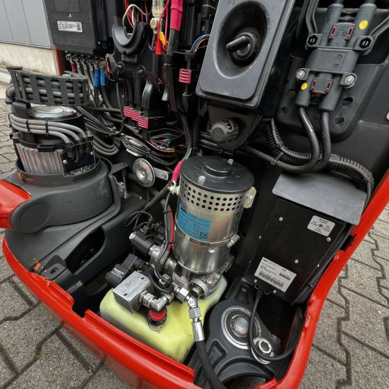 Linde L12 (1172) - Stapelaar: afbeelding 2 Linde L12 (1172) - Stapelaar: afbeelding 2