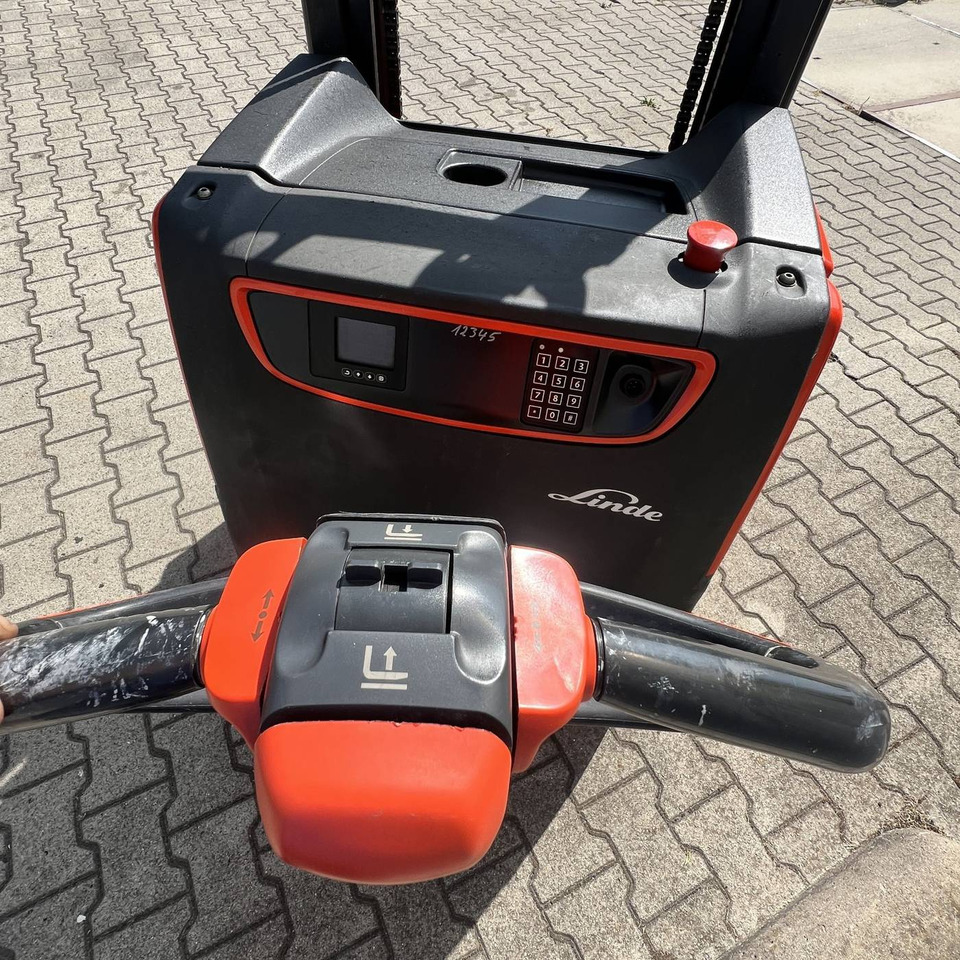 Linde L14 (1173) - Stapelaar: afbeelding 4 Linde L14 (1173) - Stapelaar: afbeelding 4
