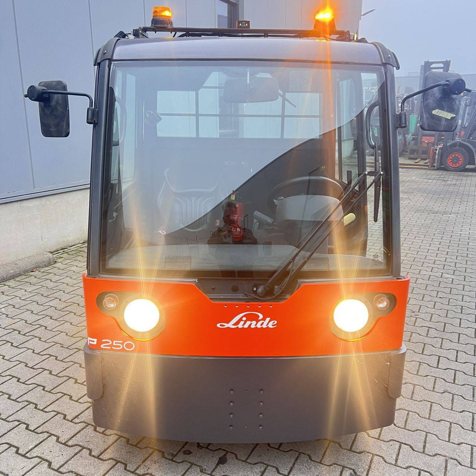 Linde P250 (LWB) - Elektrische trekker: afbeelding 3 Linde P250 (LWB) - Elektrische trekker: afbeelding 3