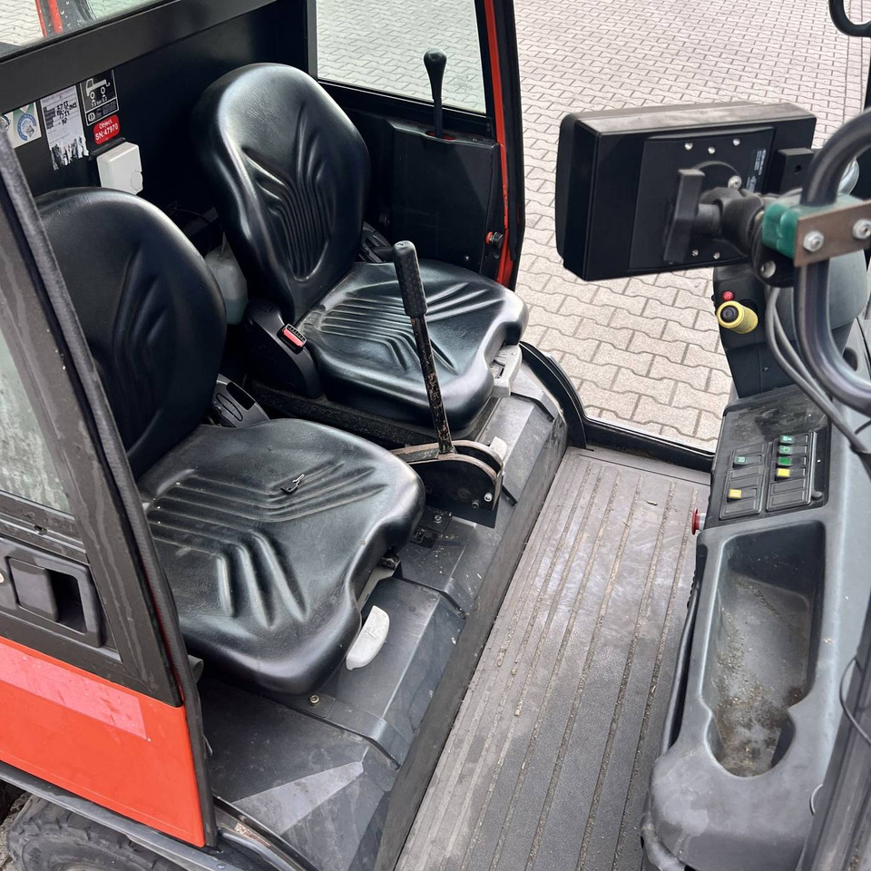 Linde P250 SWB (127) - Elektrische trekker: afbeelding 5 Linde P250 SWB (127) - Elektrische trekker: afbeelding 5