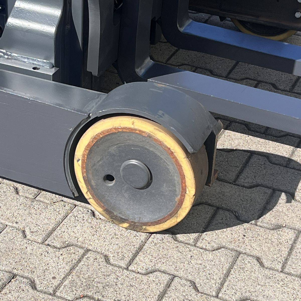 Reach truck Linde R14 (1120): afbeelding 17 Reach truck Linde R14 (1120): afbeelding 17