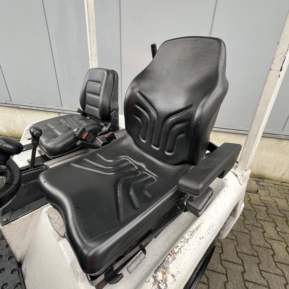 Leasing  Nissan FV02A25U Nissan FV02A25U: afbeelding 11