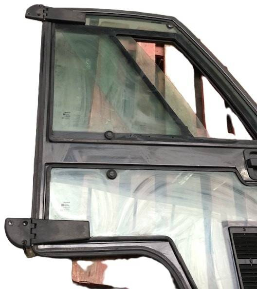 Right door for Nissan - Deur en onderdelen voor Intern transport: afbeelding 3 Right door for Nissan - Deur en onderdelen voor Intern transport: afbeelding 3