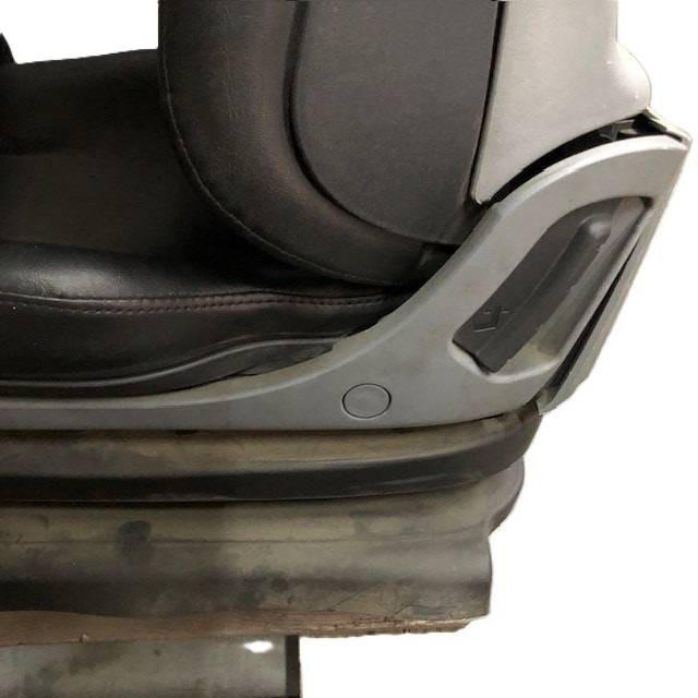 Seat for Linde 1120 series - Zitplaats voor Intern transport: afbeelding 4 Seat for Linde 1120 series - Zitplaats voor Intern transport: afbeelding 4