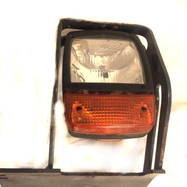 Spotlight front roadlamp for Linde H50-80, Series 396 - Lichten/ Verlichting voor Intern transport: afbeelding 2 Spotlight front roadlamp for Linde H50-80, Series 396 - Lichten/ Verlichting voor Intern transport: afbeelding 2
