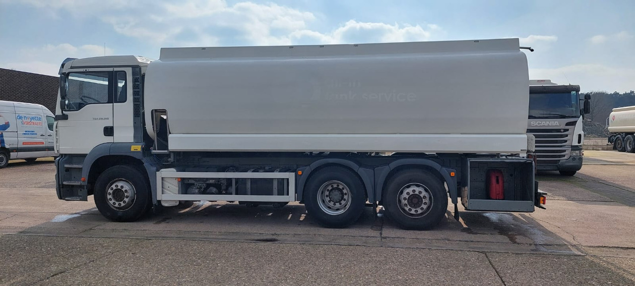 Tankwagen MAN HS 26 FNLC: afbeelding 11