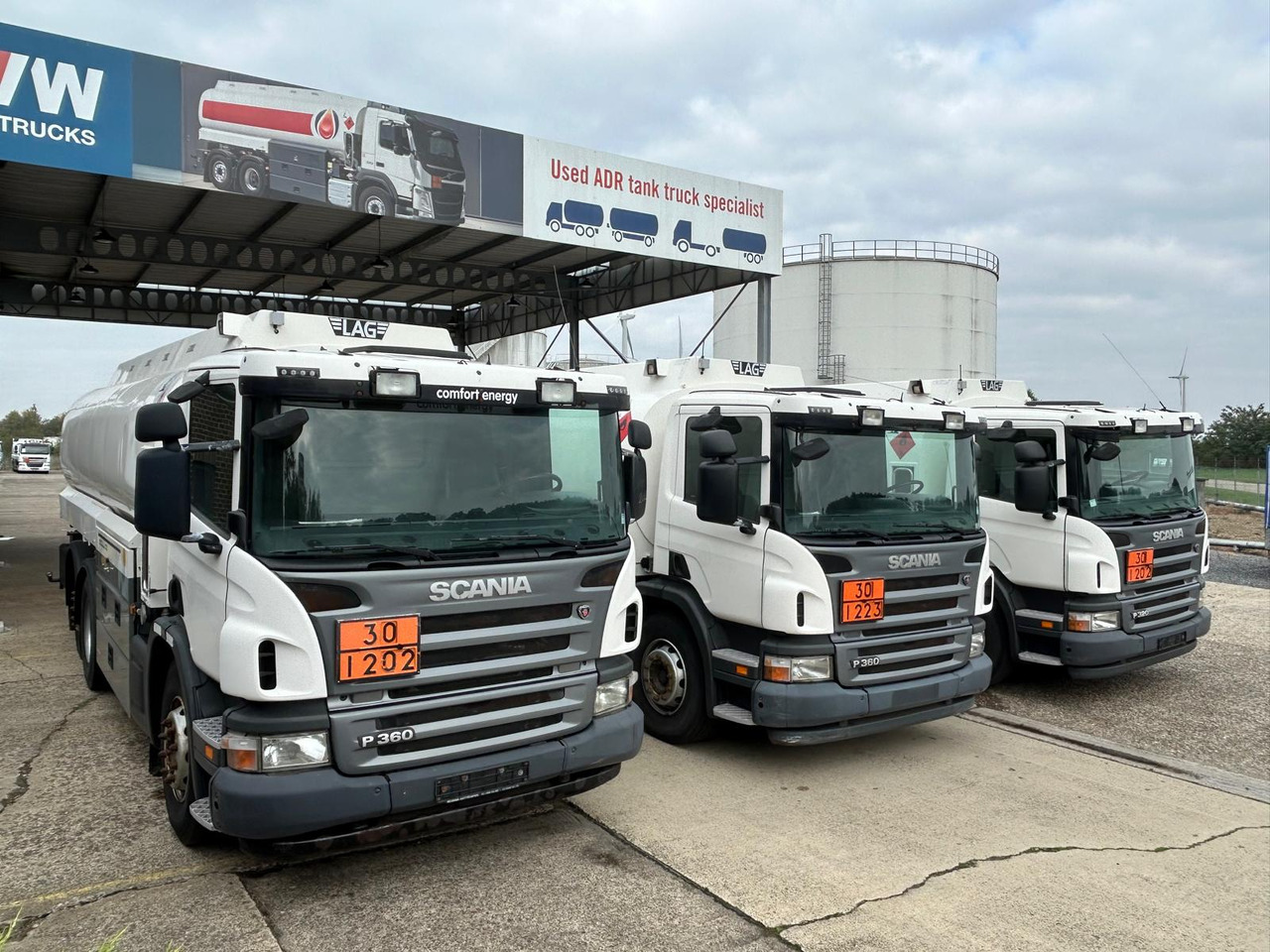 SCANIA P320/P360 (lot of 3) - Tankwagen: afbeelding 3 SCANIA P320/P360 (lot of 3) - Tankwagen: afbeelding 3