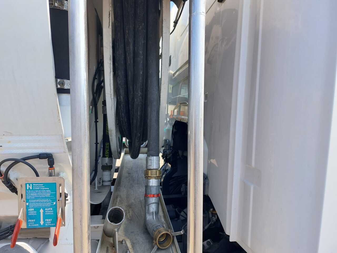 SCANIA PRT - Tankwagen: afbeelding 2 SCANIA PRT - Tankwagen: afbeelding 2