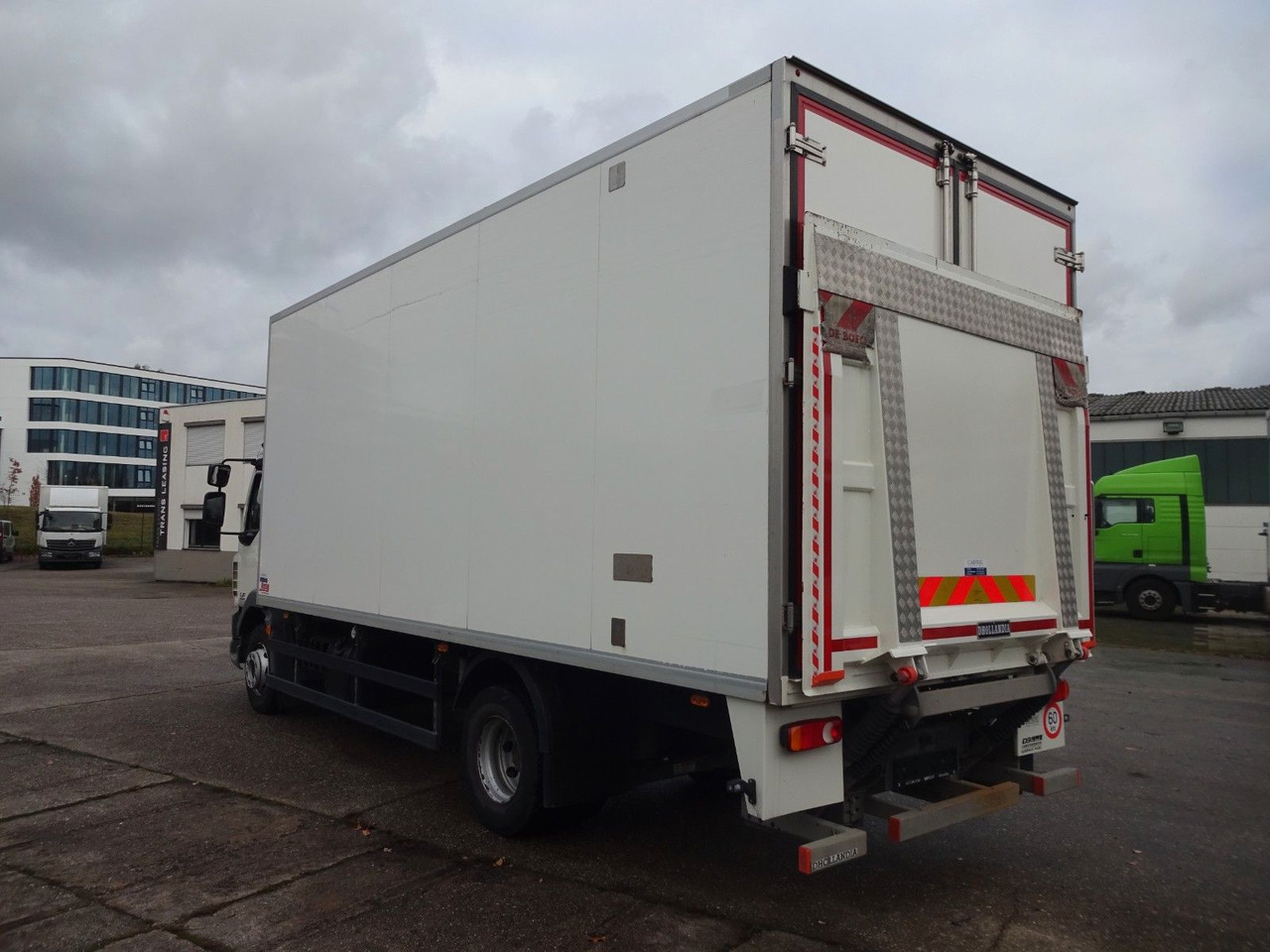 DAF LF 220, 16 T, LBW, Türen, Klima, Automat, Kamera - Koelwagen vrachtwagen: afbeelding 5 DAF LF 220, 16 T, LBW, Türen, Klima, Automat, Kamera - Koelwagen vrachtwagen: afbeelding 5
