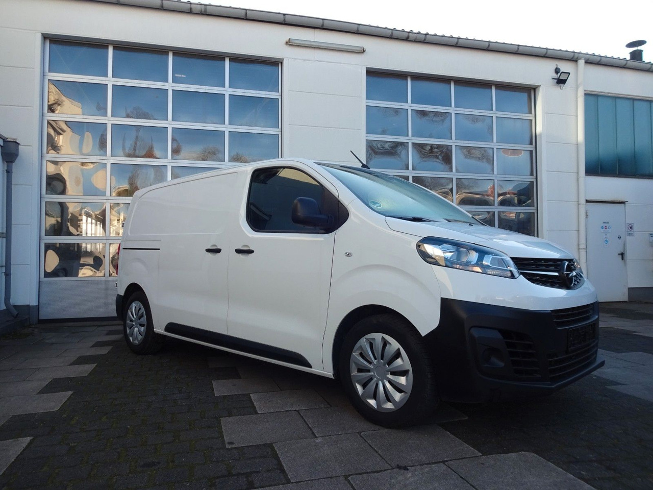 Opel Opel 5 x Vivaro Kasten L1H1, Klima, PDC, - Kleine bestelwagen: afbeelding 5 Opel Opel 5 x Vivaro Kasten L1H1, Klima, PDC, - Kleine bestelwagen: afbeelding 5