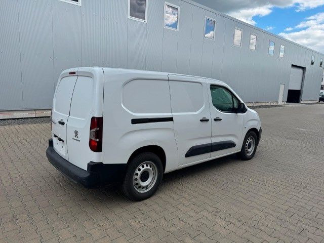 Peugeot Partner Premium Elektro L3H1, 100 kW - Personenvervoer, Elektrische bedrijfswagen: afbeelding 3 Peugeot Partner Premium Elektro L3H1, 100 kW - Personenvervoer, Elektrische bedrijfswagen: afbeelding 3