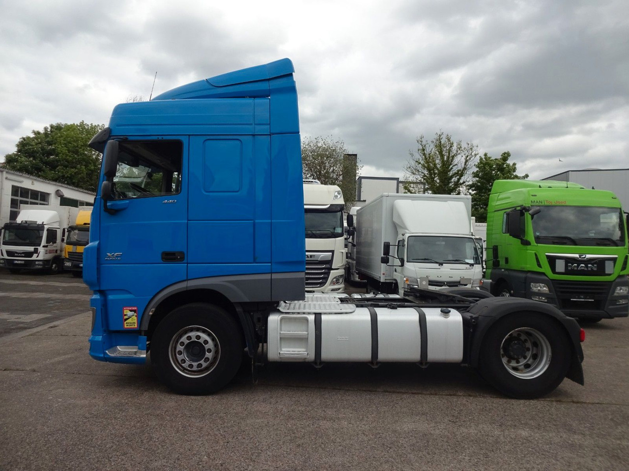 DAF XF 440, SC, Klima, 2 x Tank, Intarder, Standklim - Trekker: afbeelding 4 DAF XF 440, SC, Klima, 2 x Tank, Intarder, Standklim - Trekker: afbeelding 4