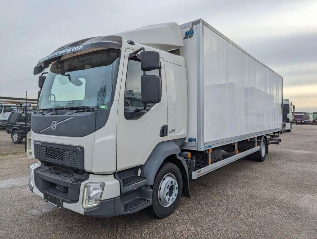 Volvo FL 210, 12tn., Isolirt, Autom, wie neu - Bakwagen: afbeelding 1 Volvo FL 210, 12tn., Isolirt, Autom, wie neu - Bakwagen: afbeelding 1