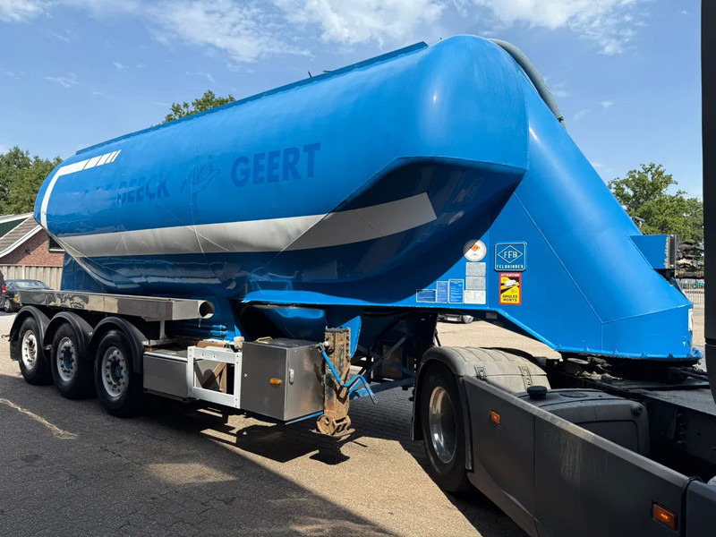 Feldbinder 34m3 Veevoeder Vogelsang-pomp, Coating binnenzijde - Tankoplegger: afbeelding 2 Feldbinder 34m3 Veevoeder Vogelsang-pomp, Coating binnenzijde - Tankoplegger: afbeelding 2
