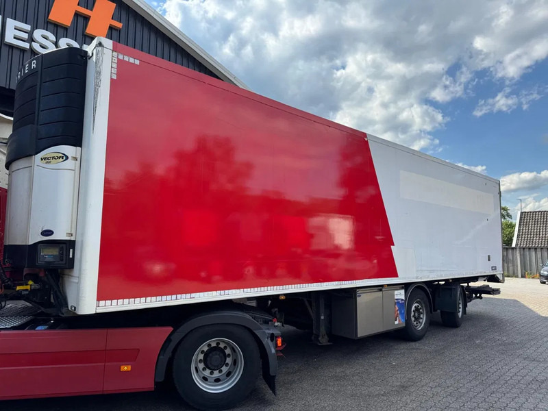 HEIWO 11.5M 2 AS Carrier Vector 1800 D+E Stuuras 2.500 KG LBW! - Isotherm oplegger: afbeelding 1 HEIWO 11.5M 2 AS Carrier Vector 1800 D+E Stuuras 2.500 KG LBW! - Isotherm oplegger: afbeelding 1