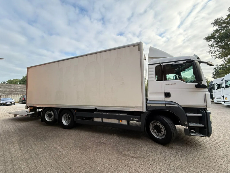 MAN TGS 26.320 EEV Koffer Stuuras AHK 3.000KG LBW 370.859 KM! NL Truck - Bakwagen: afbeelding 2 MAN TGS 26.320 EEV Koffer Stuuras AHK 3.000KG LBW 370.859 KM! NL Truck - Bakwagen: afbeelding 2