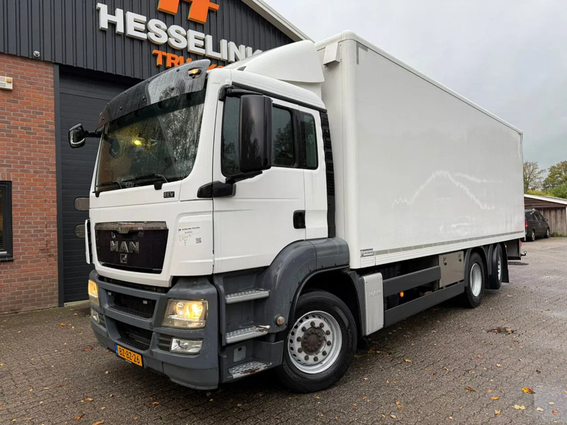MAN TGS 26.320 Koffer Stuuras AHK 3.000KG LBW 373.230KM! NL Truck APK/TUV 18-03-2026 - Bakwagen: afbeelding 1 MAN TGS 26.320 Koffer Stuuras AHK 3.000KG LBW 373.230KM! NL Truck APK/TUV 18-03-2026 - Bakwagen: afbeelding 1