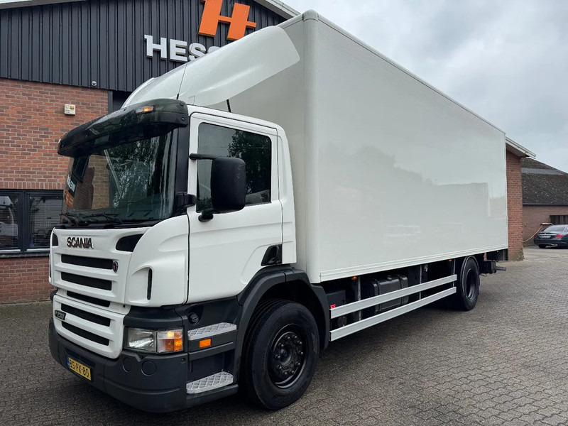 Scania P230 4X2 7.7M Koffer LBW 328.330KM!! NL Truck APK 03/2026 - Bakwagen: afbeelding 1 Scania P230 4X2 7.7M Koffer LBW 328.330KM!! NL Truck APK 03/2026 - Bakwagen: afbeelding 1