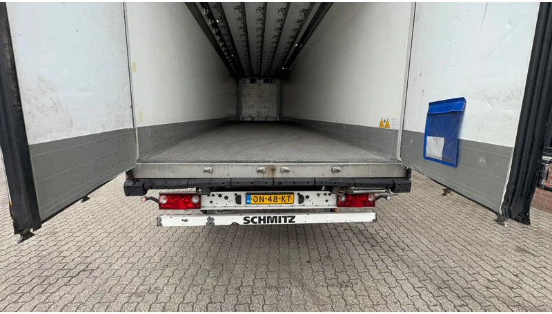 Schmitz Cargobull SKO 24 5x Meatrails Rohrbahnen Fleisch Carrier Vector 1950MT - Isotherm oplegger: afbeelding 5 Schmitz Cargobull SKO 24 5x Meatrails Rohrbahnen Fleisch Carrier Vector 1950MT - Isotherm oplegger: afbeelding 5