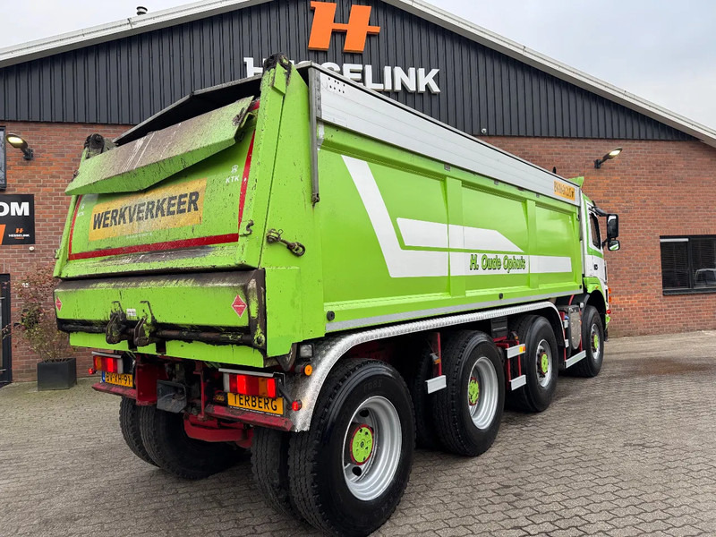 Terberg FM 2000 8X8 21m3 Isolated Hardox Manual gearbox NL truck - Kipper vrachtwagen: afbeelding 4 Terberg FM 2000 8X8 21m3 Isolated Hardox Manual gearbox NL truck - Kipper vrachtwagen: afbeelding 4