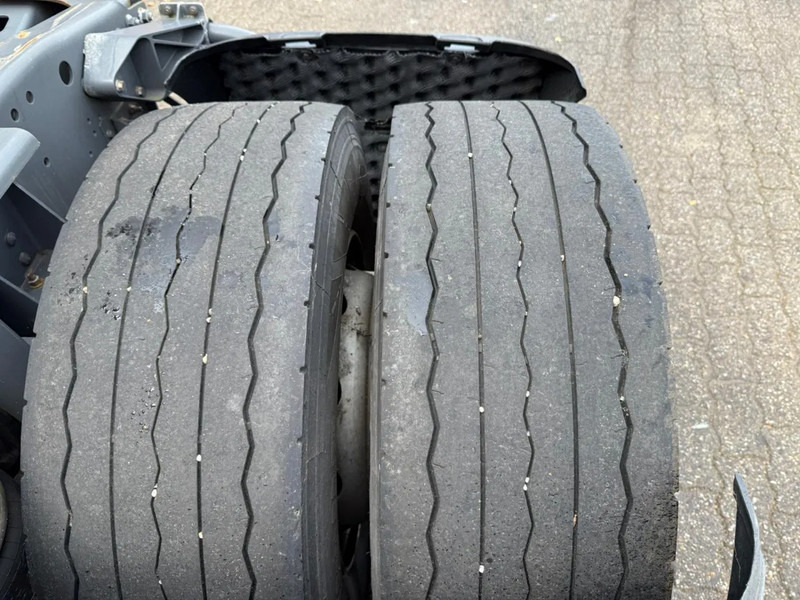 DAF CF 400 4X2 FT Space Cab Side skirts - Trekker: afbeelding 5 DAF CF 400 4X2 FT Space Cab Side skirts - Trekker: afbeelding 5