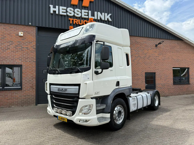 DAF CF 440 4X2 Space Cab Side skirts ACC NL Truck - Trekker: afbeelding 1 DAF CF 440 4X2 Space Cab Side skirts ACC NL Truck - Trekker: afbeelding 1