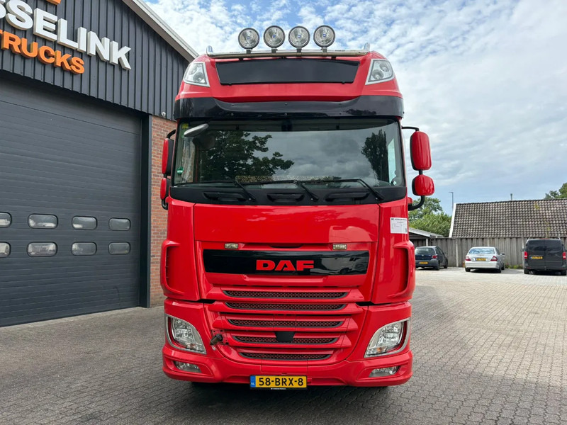 DAF XF 460 SSC ENGINE PROBLEM!! Retarder Standairco 795.986KM - Trekker: afbeelding 5 DAF XF 460 SSC ENGINE PROBLEM!! Retarder Standairco 795.986KM - Trekker: afbeelding 5