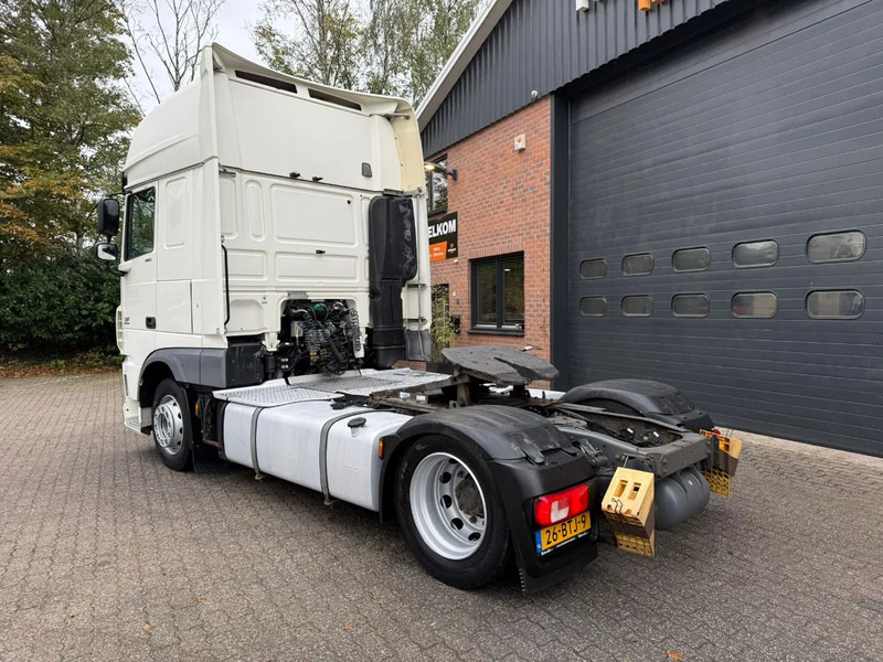 DAF XF 460 SSC Super Space 2x Tank Hefschotel NL Truck - Trekker: afbeelding 2 DAF XF 460 SSC Super Space 2x Tank Hefschotel NL Truck - Trekker: afbeelding 2