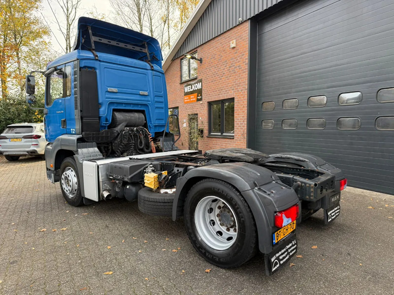 MAN TGA 18.320 Dagcabine 694.410KM NL Truck - Trekker: afbeelding 3 MAN TGA 18.320 Dagcabine 694.410KM NL Truck - Trekker: afbeelding 3