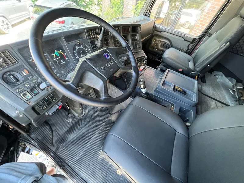 Scania R143-420 V8 Motor NL truck nieuwe APK - Trekker: afbeelding 5 Scania R143-420 V8 Motor NL truck nieuwe APK - Trekker: afbeelding 5