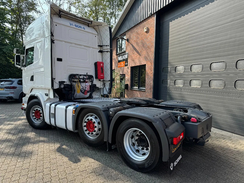 Scania R520 V8 6X2 Topline Retarder 2x tank original NL Truck - Trekker: afbeelding 4 Scania R520 V8 6X2 Topline Retarder 2x tank original NL Truck - Trekker: afbeelding 4