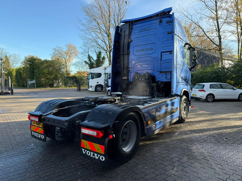 Volvo FH 460 Globetrotter XL 2x tank Standairco 405.369KM! NL Truck - APK 09-2026 - Trekker: afbeelding 3 Volvo FH 460 Globetrotter XL 2x tank Standairco 405.369KM! NL Truck - APK 09-2026 - Trekker: afbeelding 3